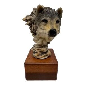 Mill Creek Studios Sculpture Small Wolf Keen Eye Figurines 14004 Size 6"